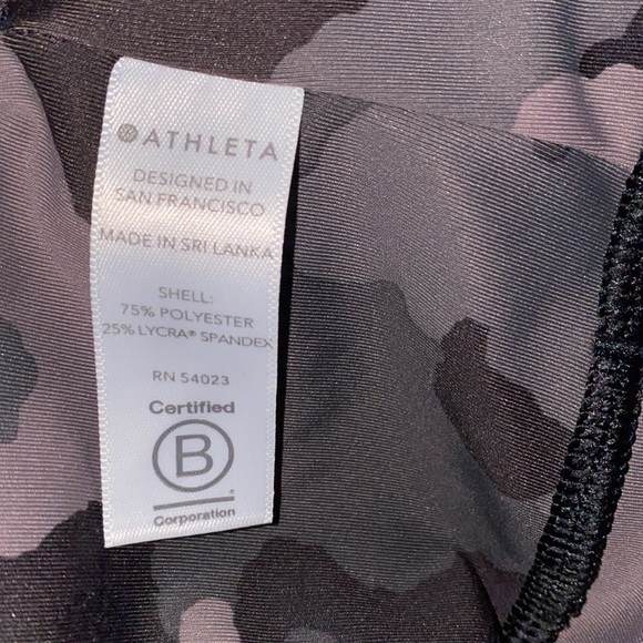 Athleta Women XL‎ Supersonic 7/8 Workout Running Tight Leggings Camo Lightning - Picture 8 of 12